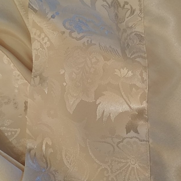 Victoria Secret 2pc-Robe & Baby Doll - Picture 11 of 11